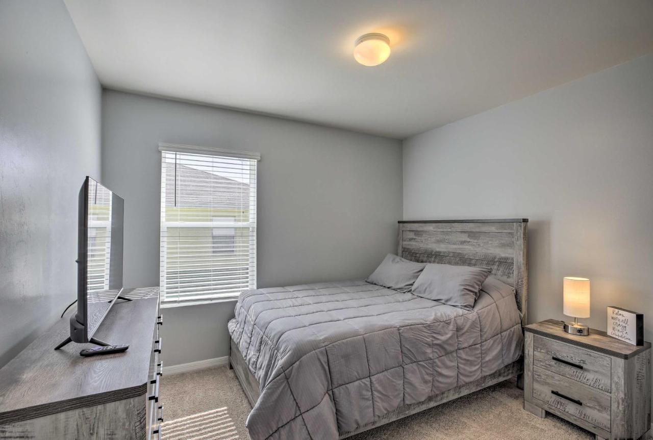 Modern Home With Heated Pool, 3 Mi To Beach Cape Coral Buitenkant foto